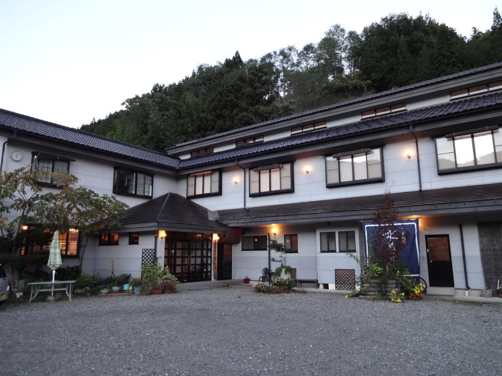 Mizubasho No Yado Higashi Hotell Katashina Eksteriør bilde